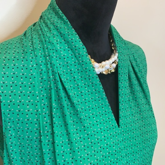 CAbi Emerald green popover top silk / viscose - Picture 4 of 9